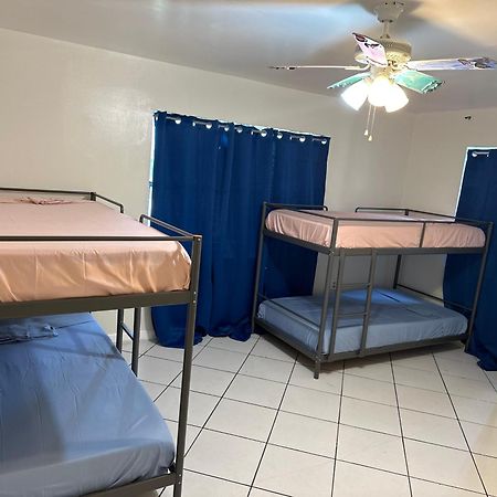 Hospedaje 北迈阿密 外观 照片